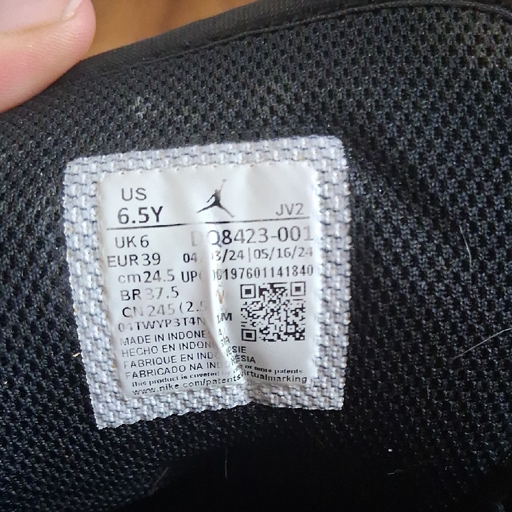 Jordan Kids Black and White Mid-Top Sneakers - Picture 4 of 4